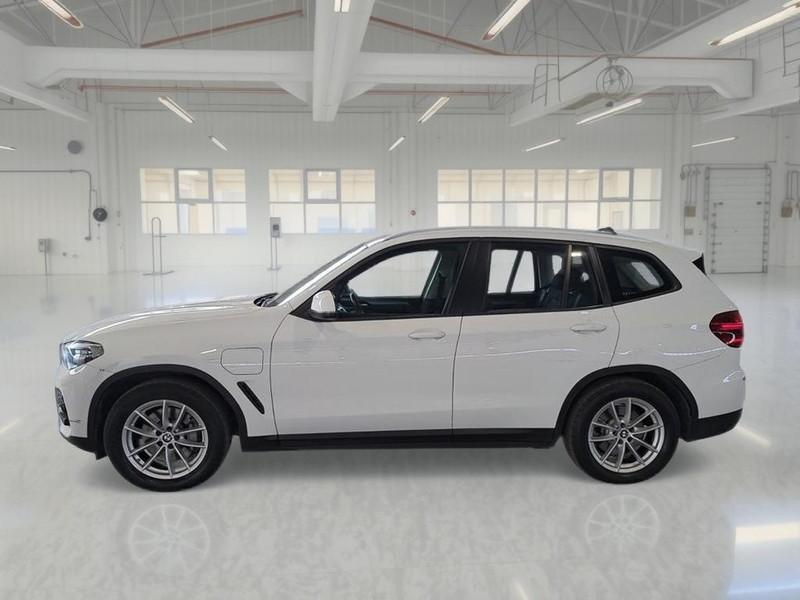 BMW X3 xDrive 30e Business Advantage autom.