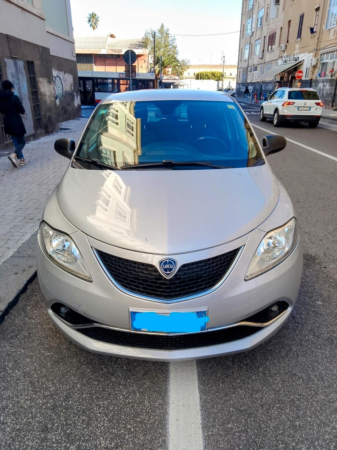 Lancia Ypsilon 1.2 benzina