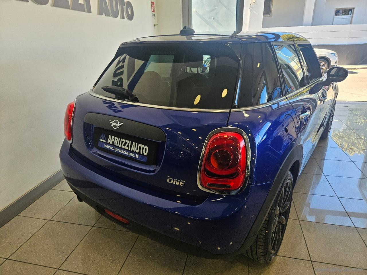 MINI Mini One Business 5 porte AUTO