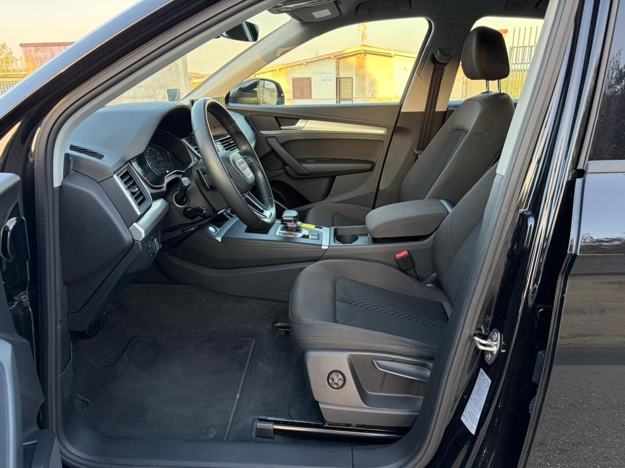 Audi Q5 35 2.0 tdi mhev 12V Business Avdanced s-tronic