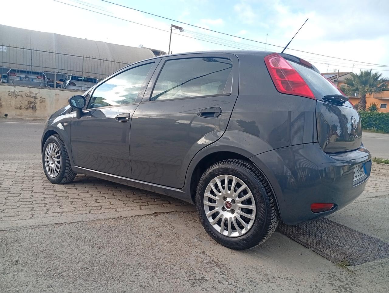 Fiat Punto 1.2 8V 5 porte Street