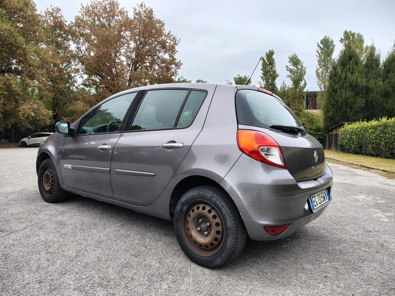 Renault Clio 1.2 16V 5 porte GPL Dynamique