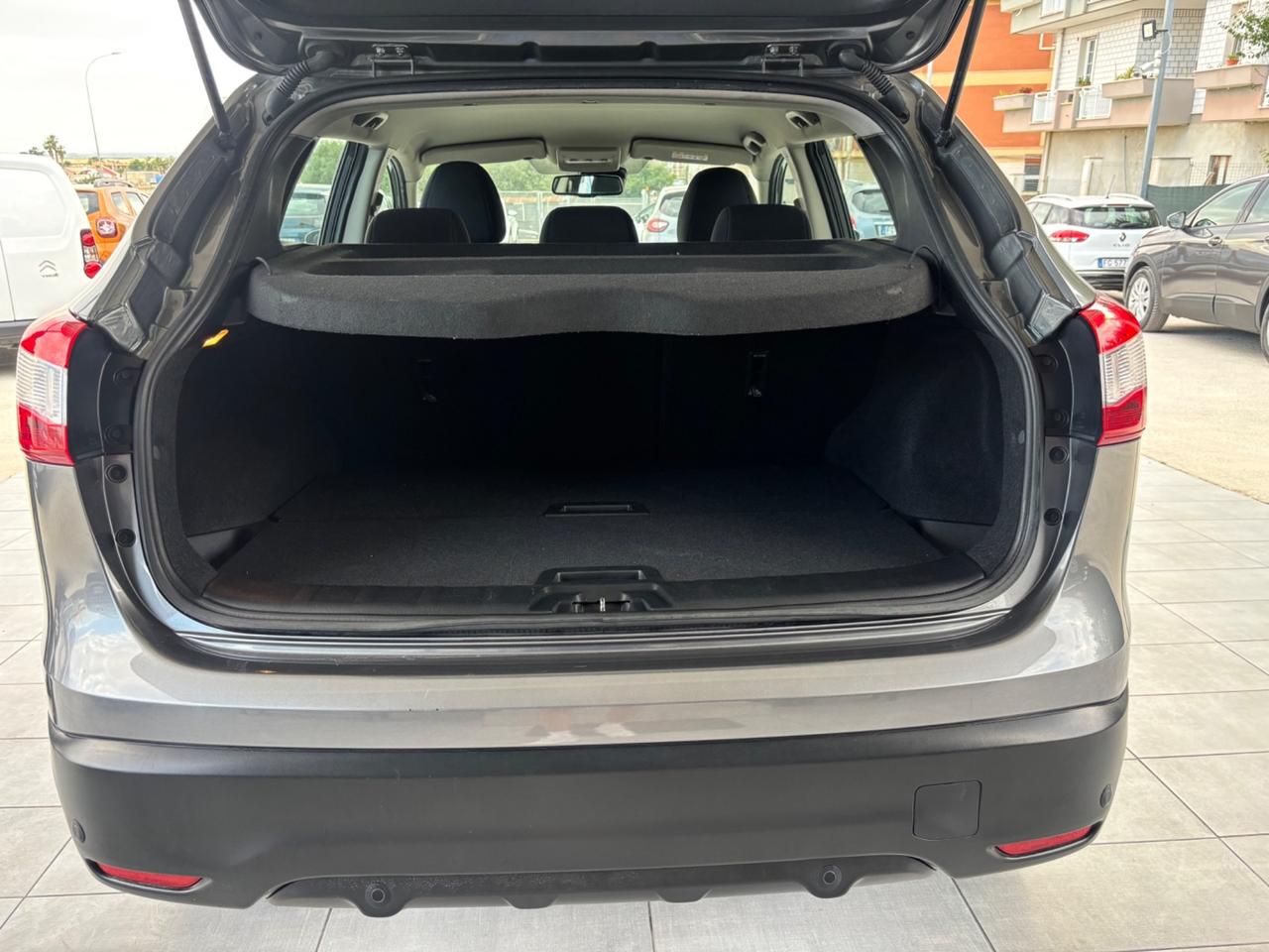 Nissan Qashqai 1.5 dCi DPF Tekna