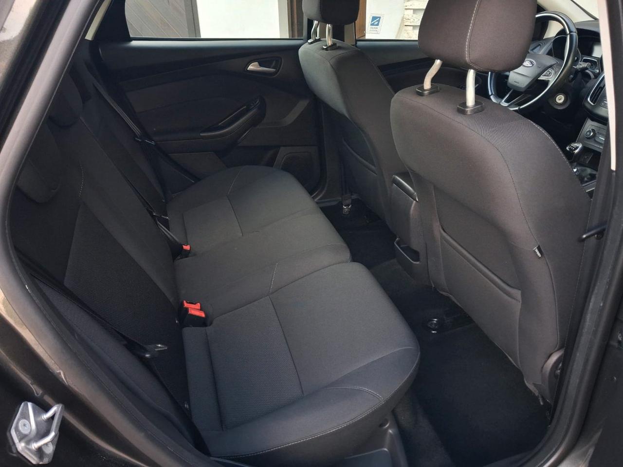 Ford Focus 5 Porte 5p 1.5 tdci Business s&s 95cv