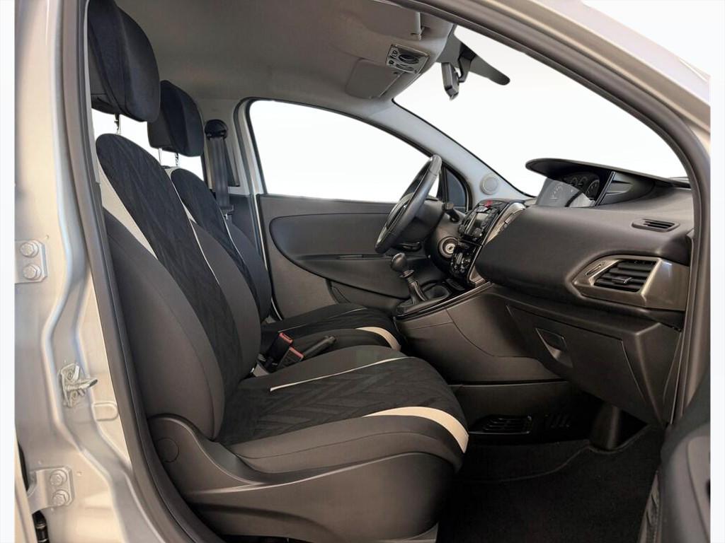 Lancia Ypsilon 5 Porte 1.2 Gold