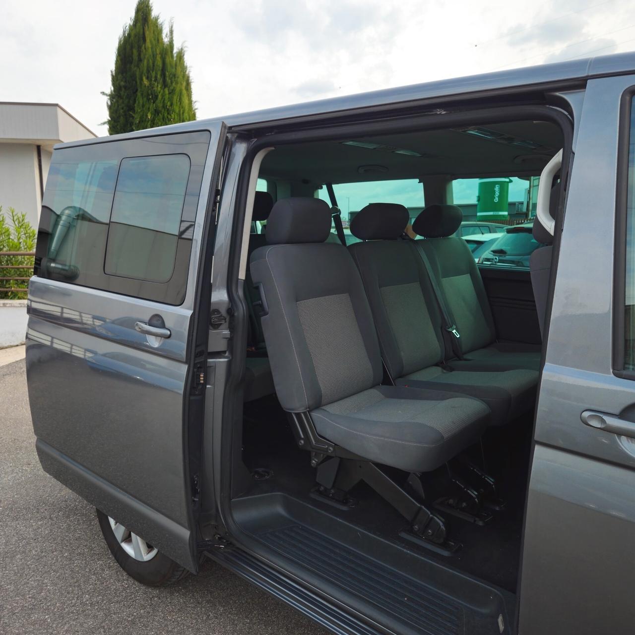 Volkswagen Multivan CARAVELLE 2.0 TDI 140CV Comfortline 9 POSTI