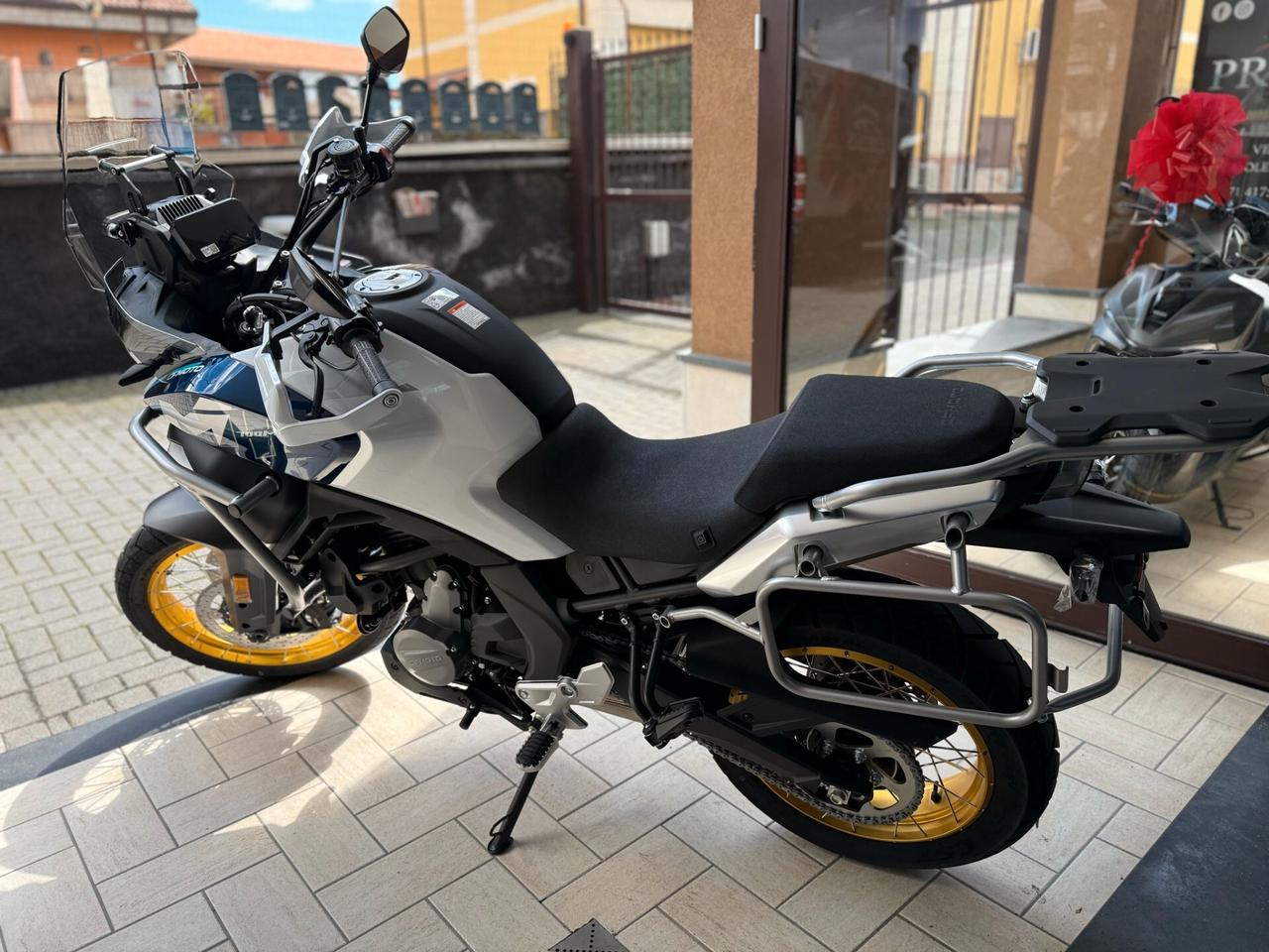 CF MOTO 700MT ADV