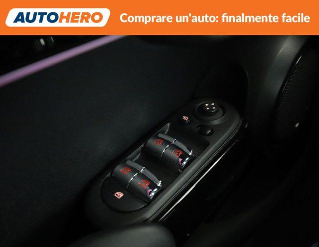 MINI Cooper 1.5 Cooper Essential 5 porte