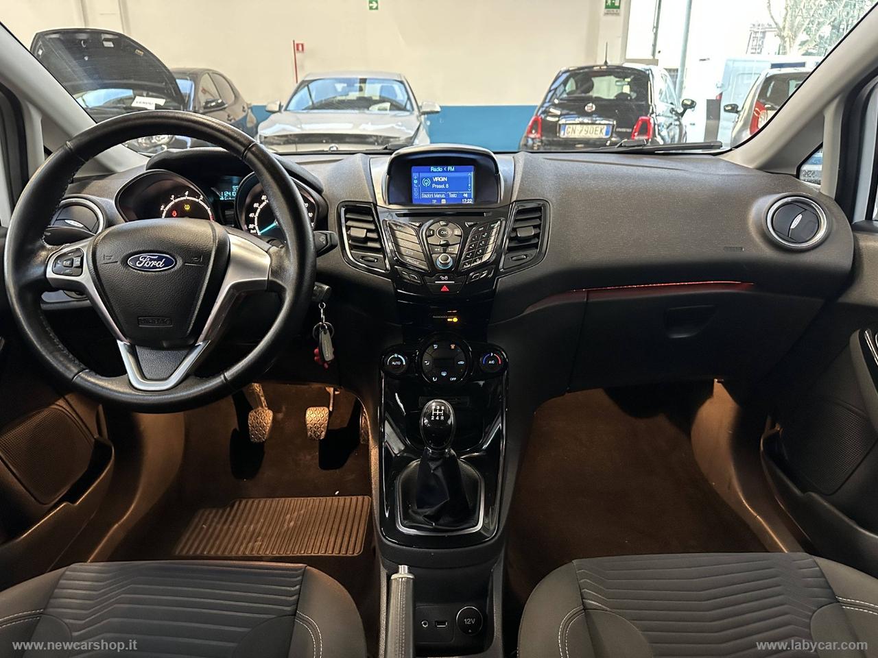 FORD Fiesta 1.0 80 CV 5p. Black & White Ed.