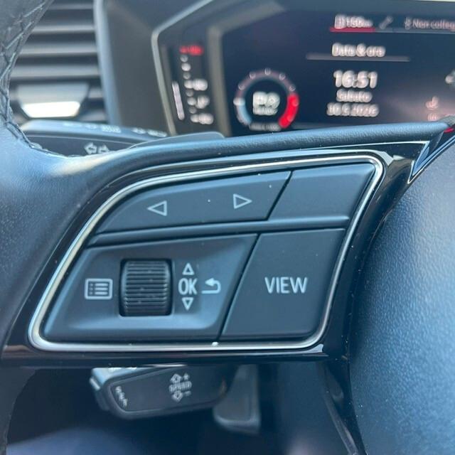 Audi A1 citycarver 30 TFSI S tronic Identity Contrast