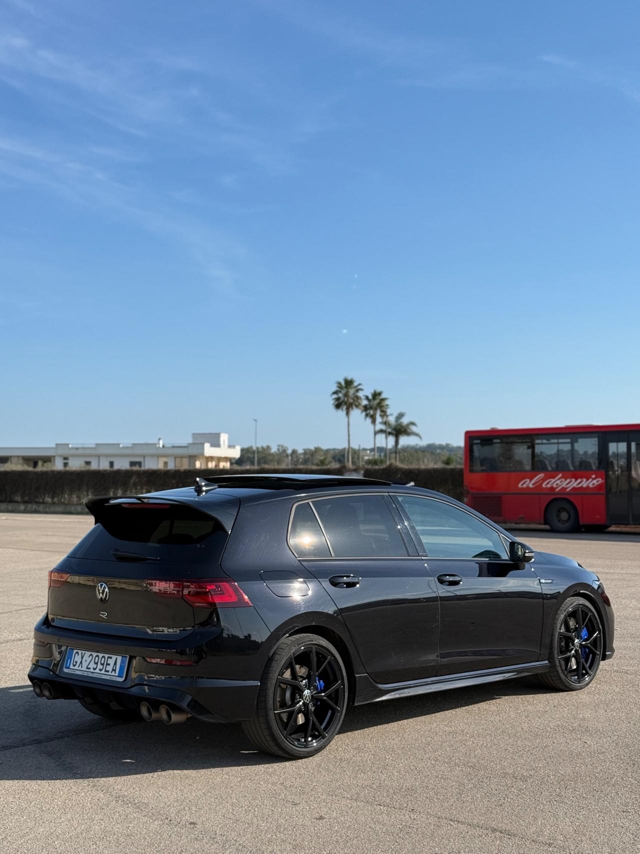 Volkswagen Golf 2.0 TSI R DSG 4Motion Black Edition