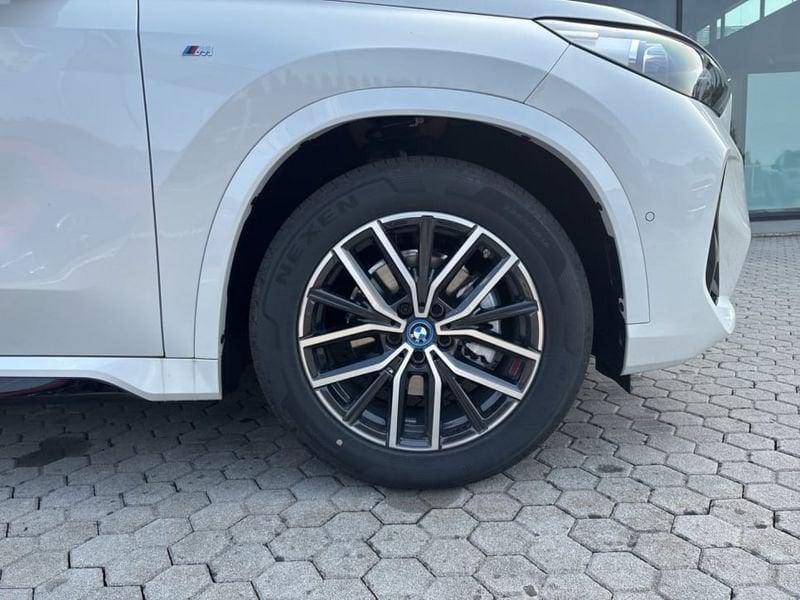 BMW iX1 eDrive20 M Sport
