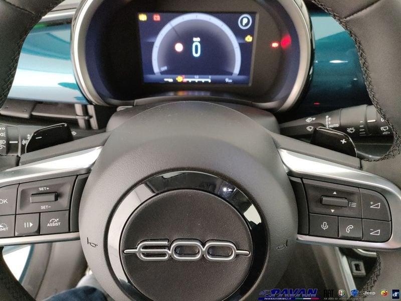 FIAT 600 Hybrid 110 CV DCT MHEV Serie Speciale Icon