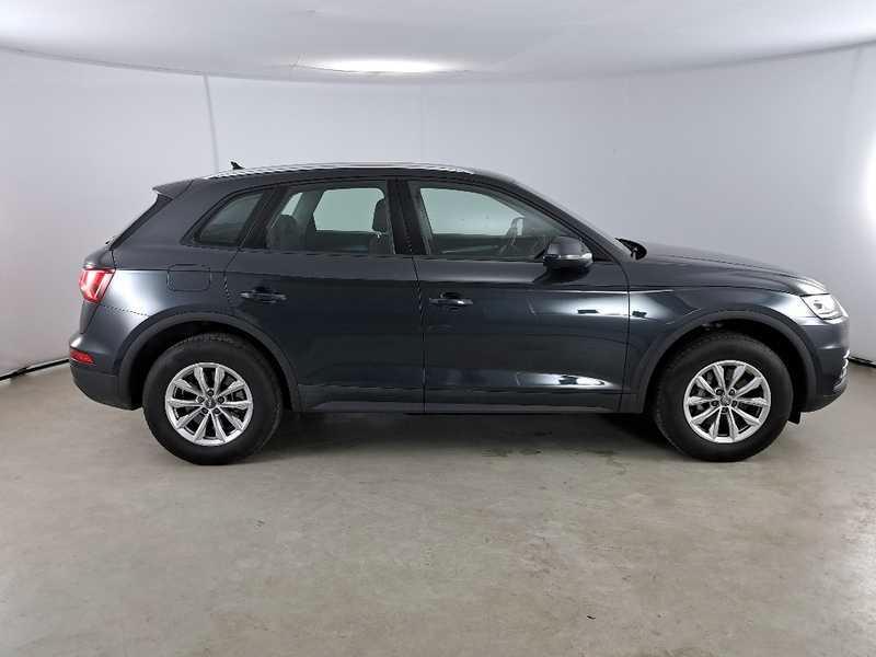 AUDI Q5 2.0 TDI 140kW Business quattro S tronic