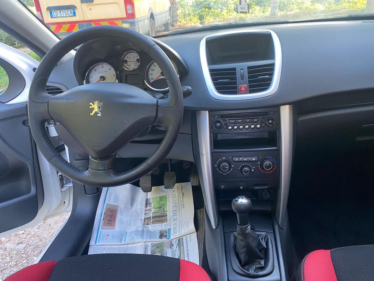 PEUGEOT 207 1.4 HDi DAVVERO MOLTO BELLA GUARDA!