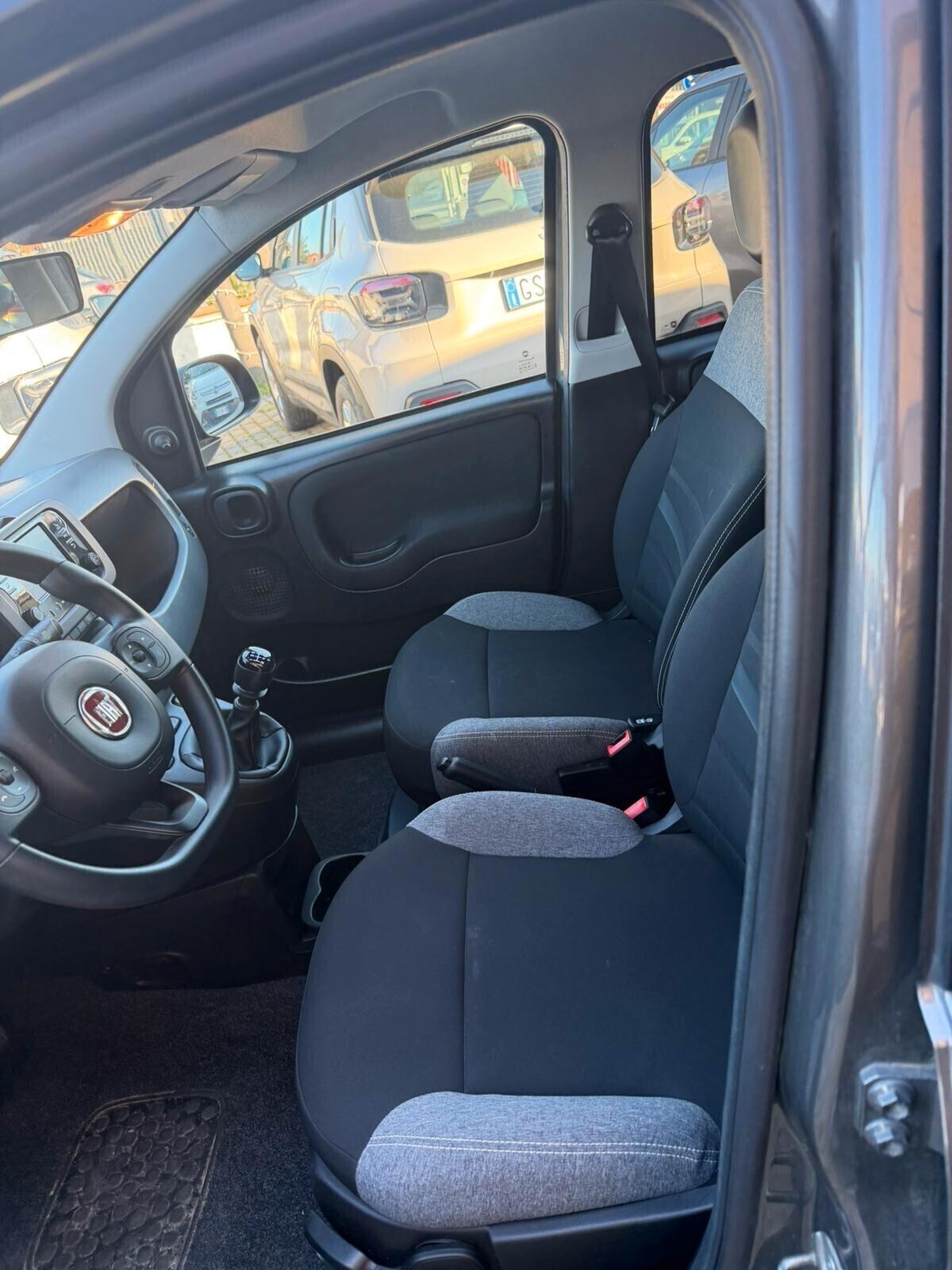 Fiat Panda 1.0 FireFly S&S Hybrid Red