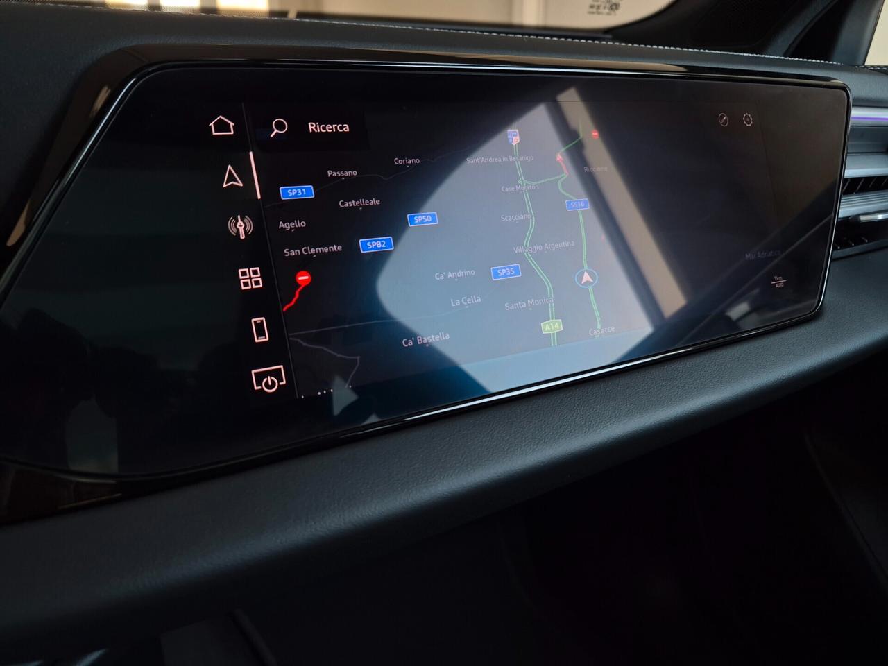 Audi A6 AVANT NEW GENERATION S LINE EDITION TDI S-TRONIC TETTO MATRIX DISPLAY PASS. 360° AUTO UFFICIALE AUDI 1 PROPRIETARIO