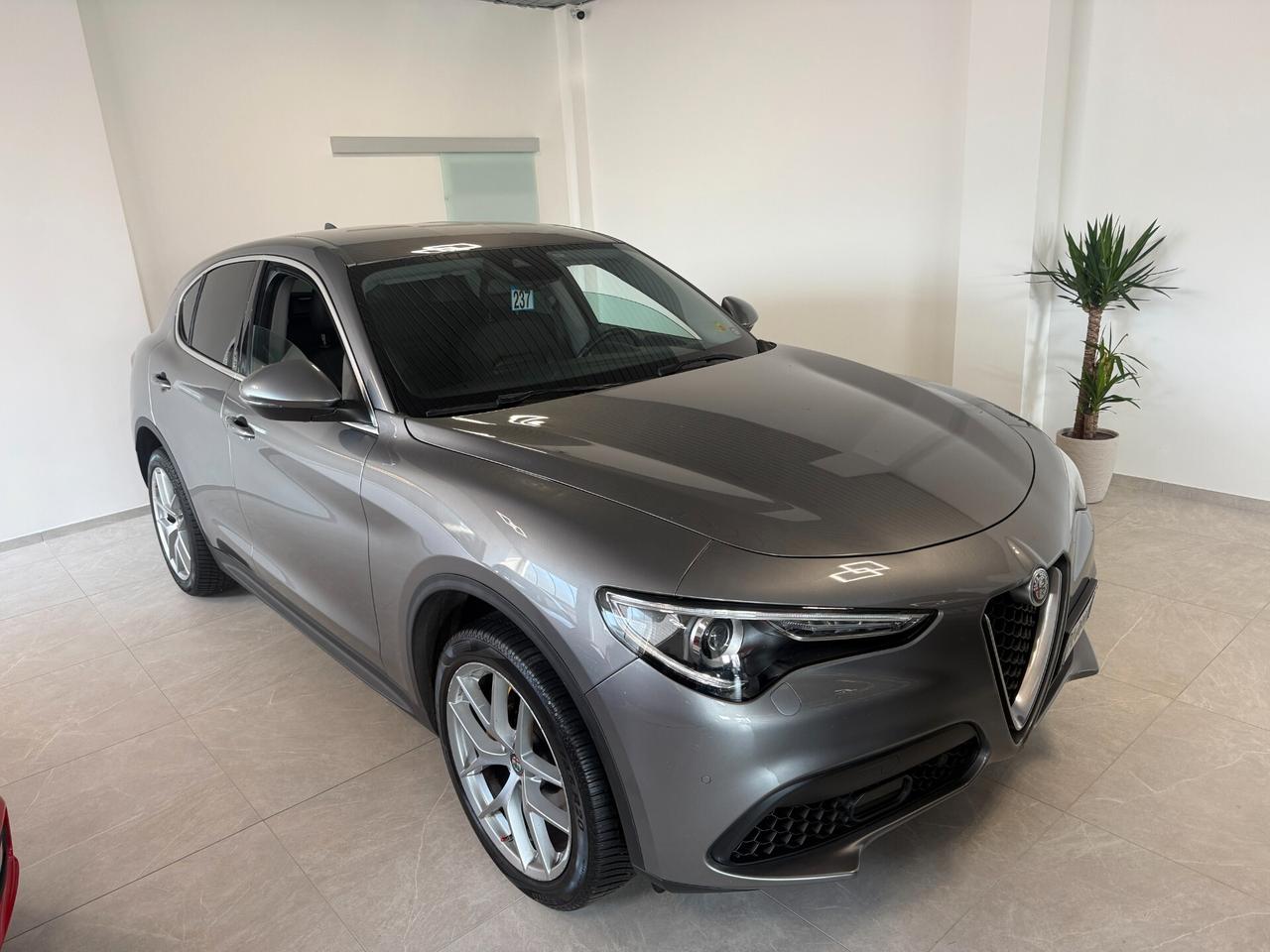 Alfa Romeo Stelvio 2.0 Turbo 280 CV AT8 Q4 Executive