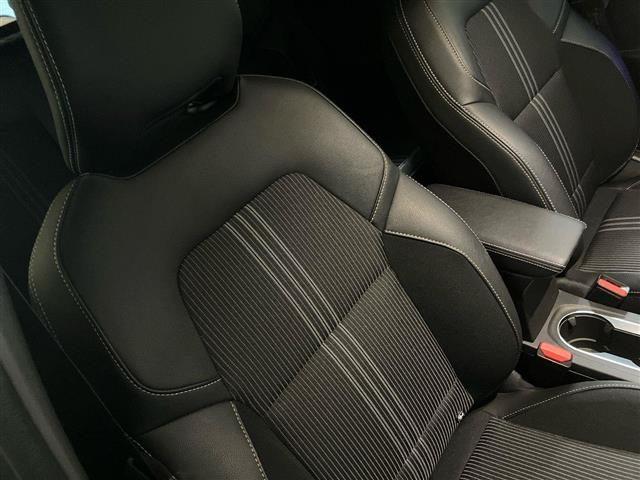 RENAULT Captur 1.6 E-Tech full hybrid E-Tech Engineered 145cv aut
