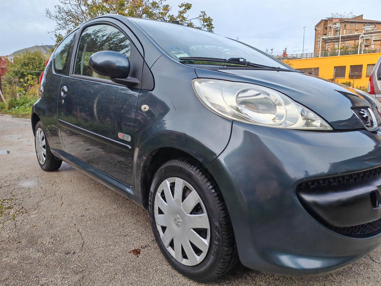 Peugeot 107 AUTOMATICA SWEET YEARS