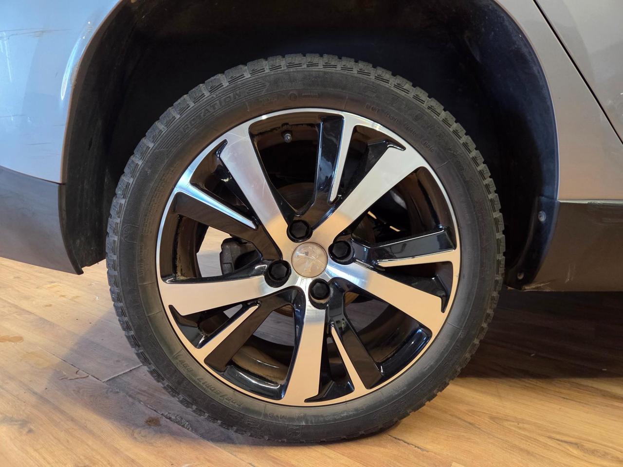 Peugeot 2008 2008 1.6 bluehdi Allure 100cv