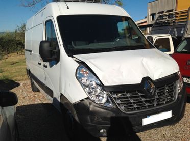 Renault Master 2.3 dCi Frigo incidentato
