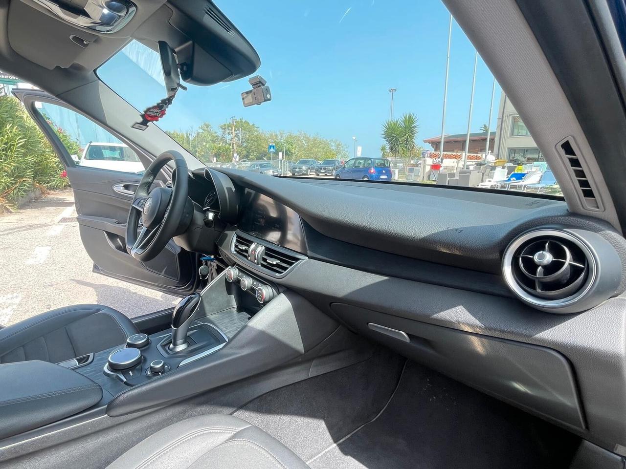 Alfa Romeo Giulia 2.2 Turbodiesel 160 CV AT8 Executive
