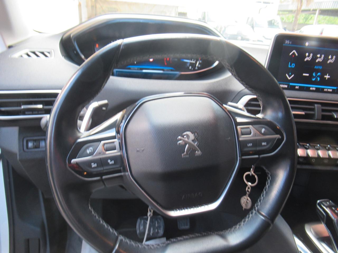 Peugeot 3008 BlueHDi 130 S&S EAT8 Allure VIRTUAL COCKPIT