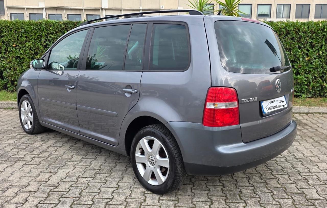 Volkswagen Touran 2.0 TDI 140CV Highline