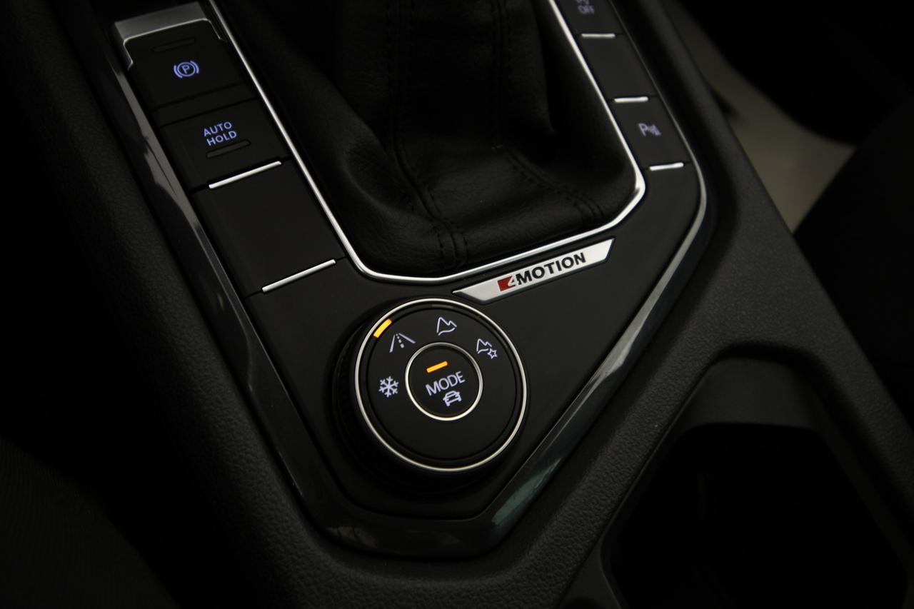 VOLKSWAGEN Tiguan 2.0 tdi Life 4motion 150cv dsg ACC+FULL LED+C18"