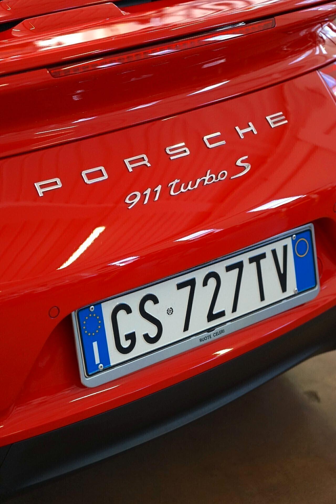 Porsche 911 Turbo S