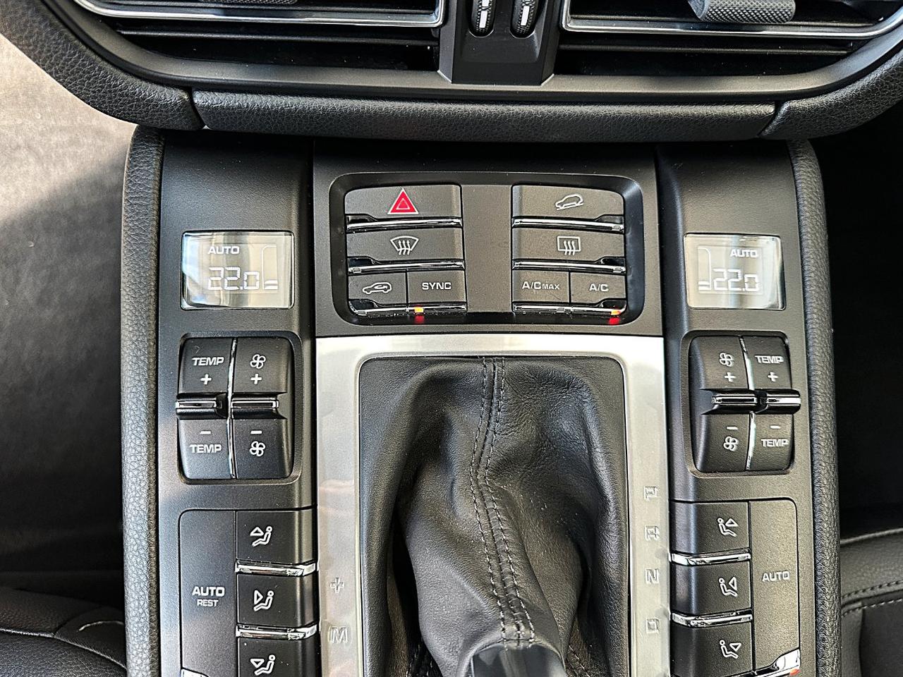 Porsche Macan 2.0 245cv pdk-21"-Tetto-Scarichi-Carplay-Camera-PDLS