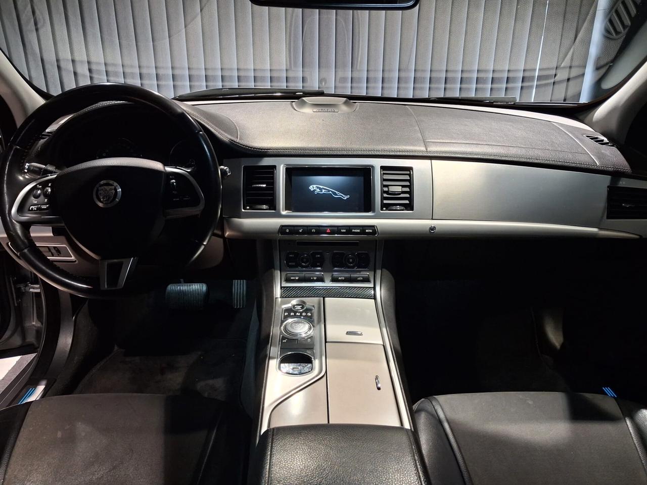 Jaguar XF 2.2 D 200 CV Premium Luxury