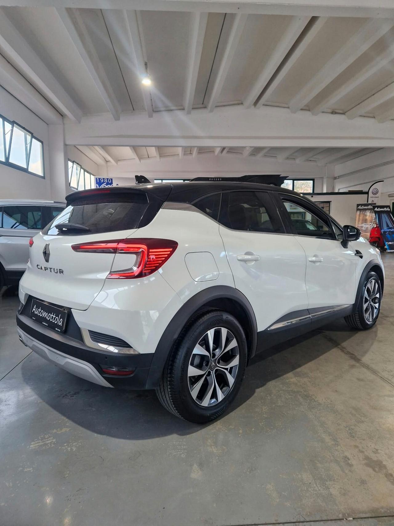 Renault Captur Blue dCi 115 CV Intens