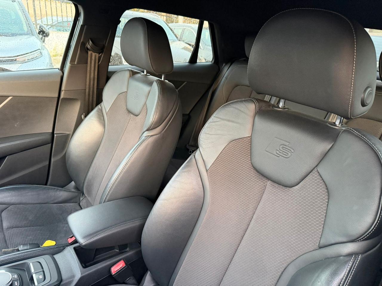 Audi Q2 40 TFSI quattro S tronic line Edition