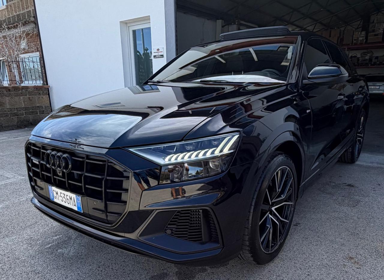 Audi Q8 SUV 55 TFSI quattro tiptronic S line edition