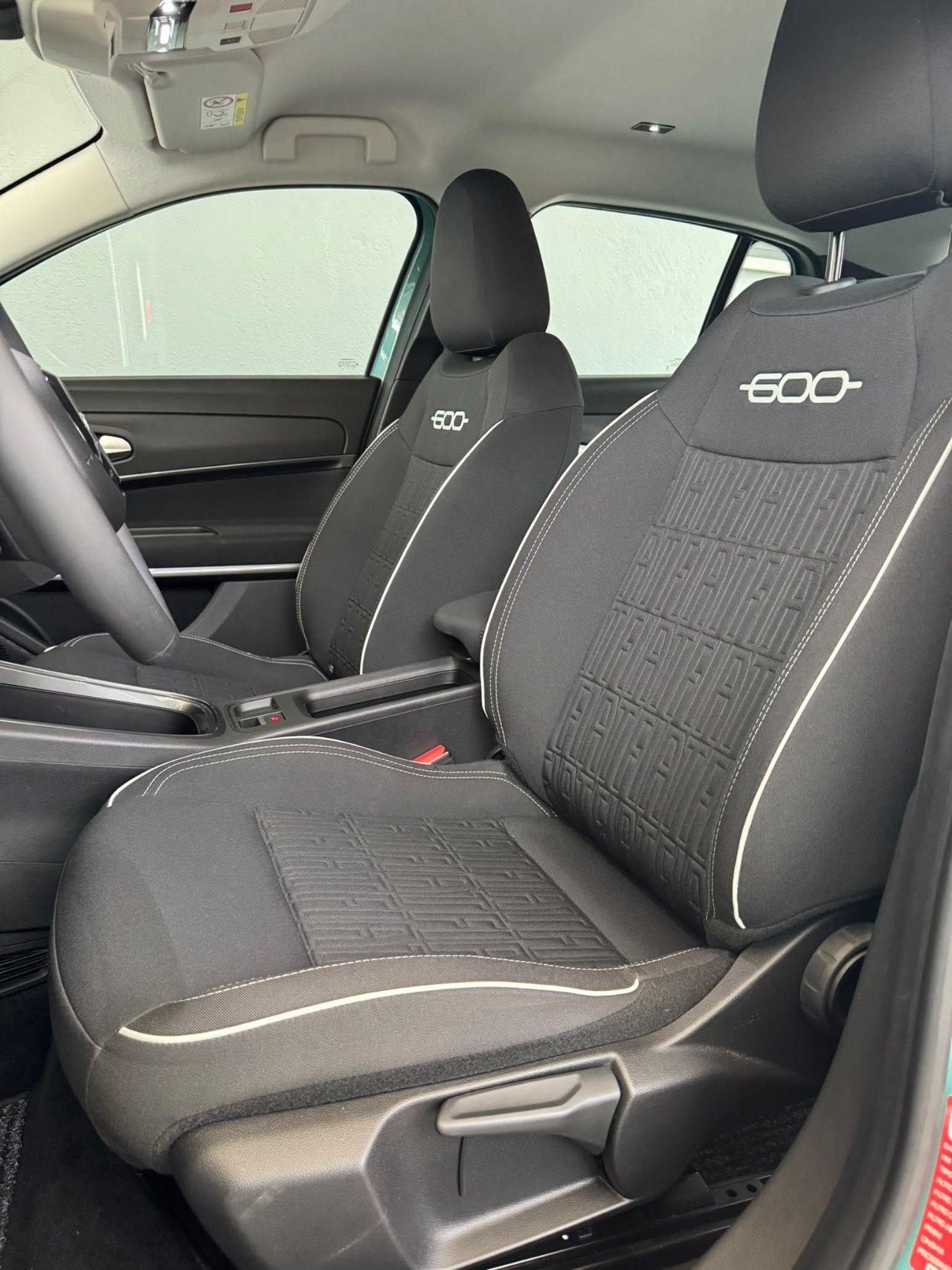 Fiat 600 1.2 hybrid 145cv auto