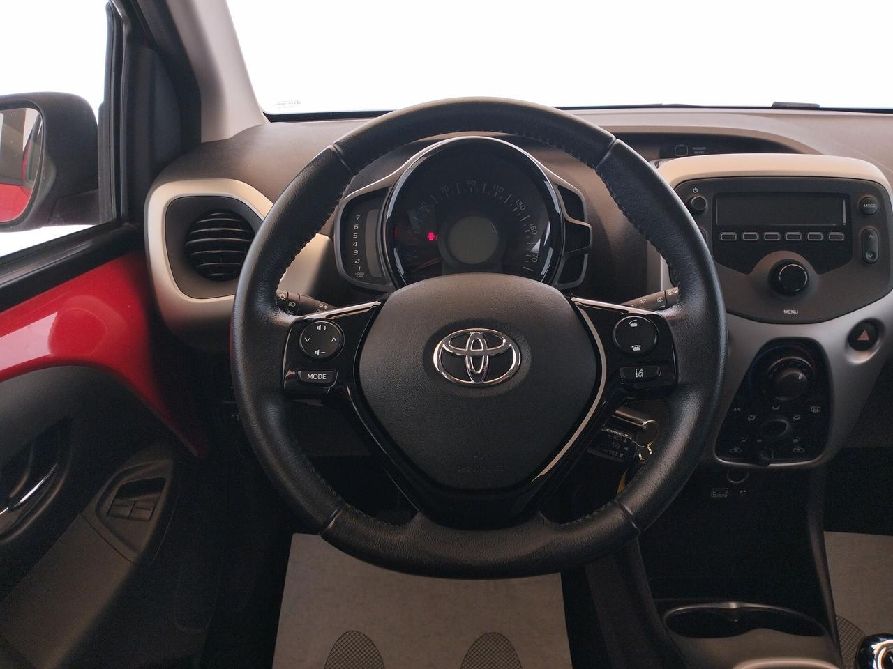TOYOTA Aygo 1.0 69cv 5p - NEOPATENTATI