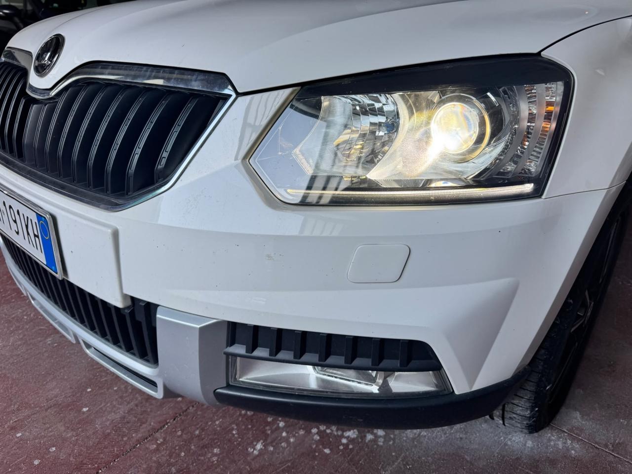 Skoda Yeti 2.0 TDI SCR 110 CV 4x4 Style Plus NEOPATENTATI