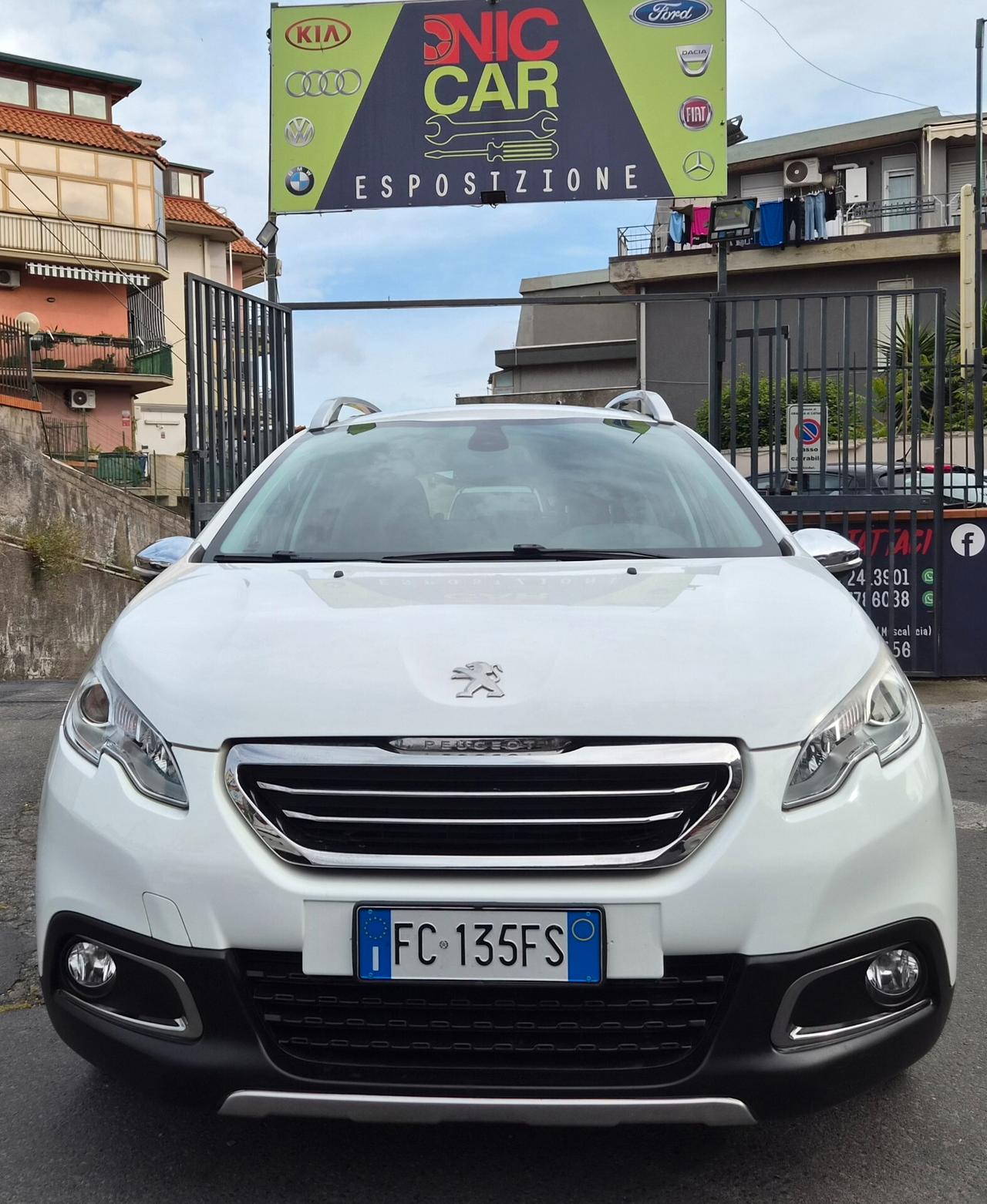 Peugeot 2008 BlueHDi 100 Black Matt