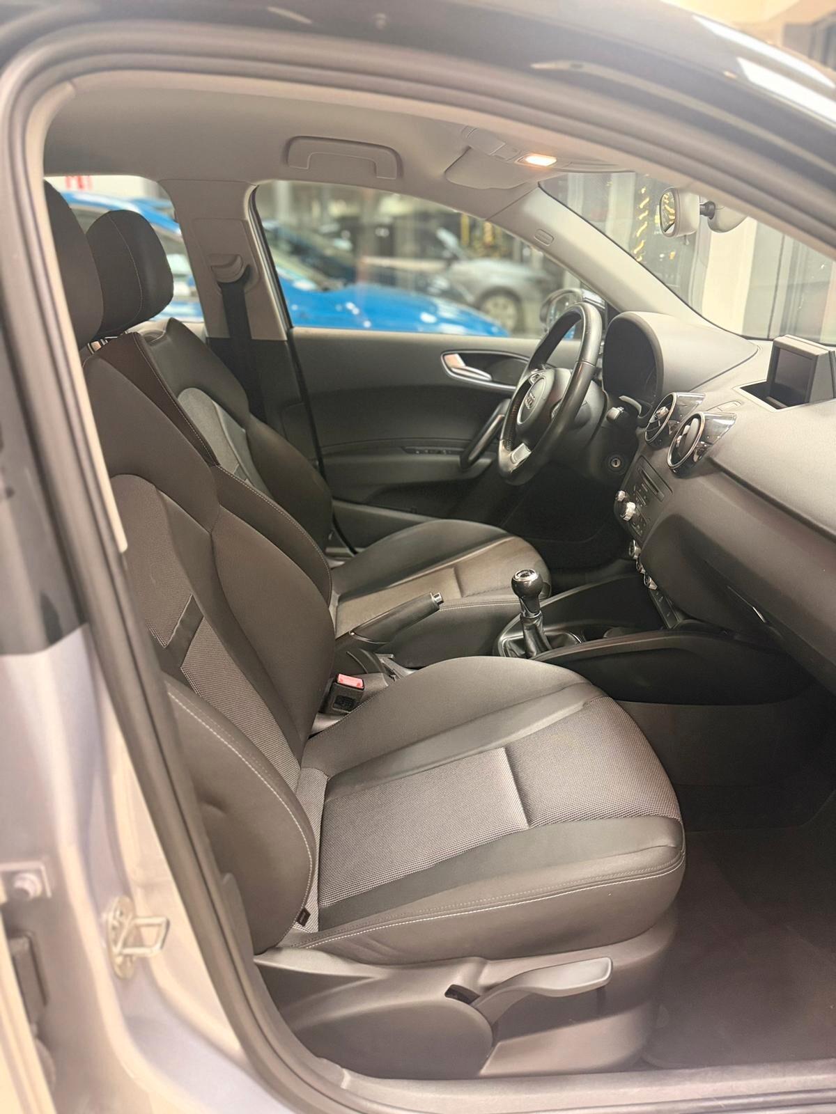 Audi A1 1.6 TDI 105 CV S line edition plus