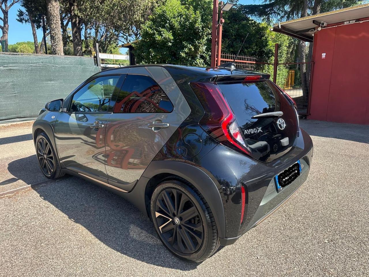 Toyota Aygo X Aygo X 1.0 VVT-i 72 CV 5p. Undercover S-CVT
