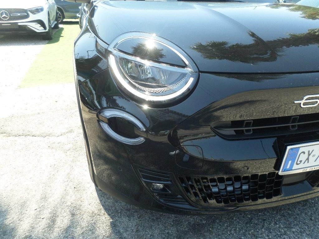 Fiat 600 Hybrid 100 CV DCT MHEV La Prima