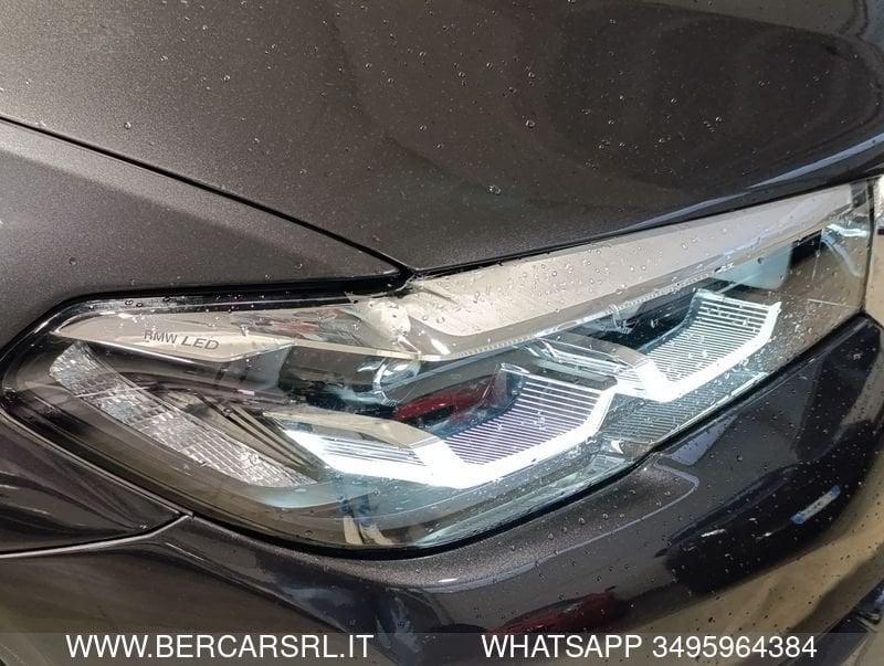 BMW Serie 5 520d 48V xDrive Touring Luxury*SEDILI RISC*TELECAMERA*CAMBIO AL VOLANTE*