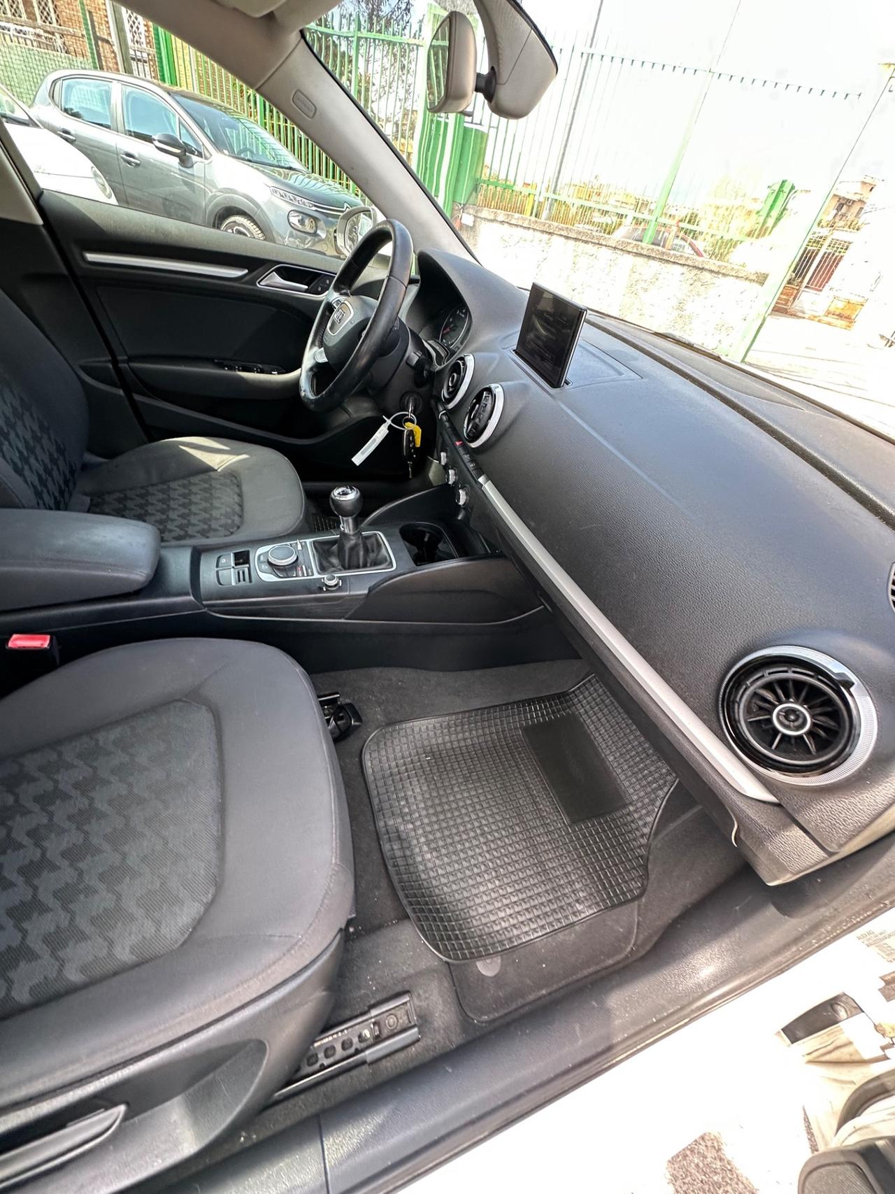 Audi A3 1.6 TDI clean diesel Ambition