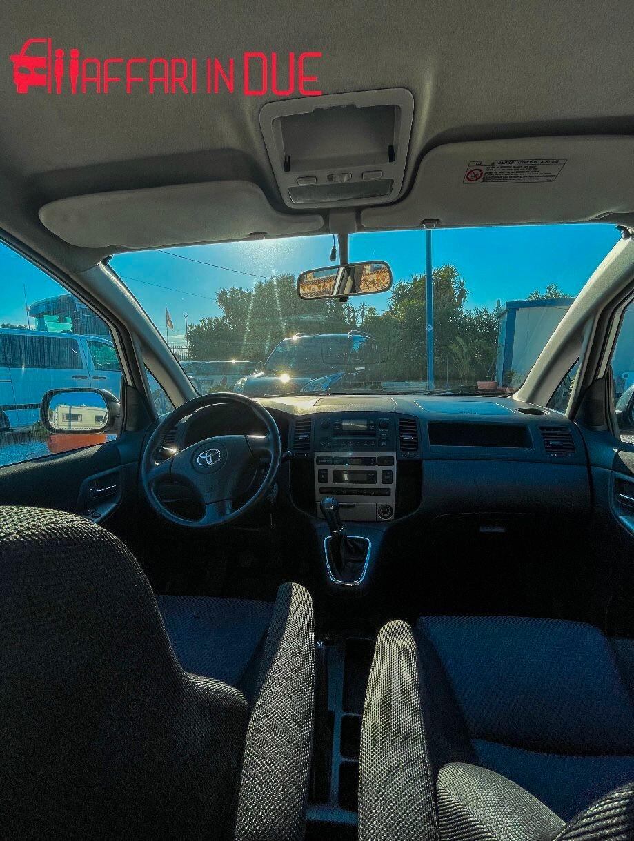 Toyota Corolla 2.0 tdi D-4D 5 porte Sol