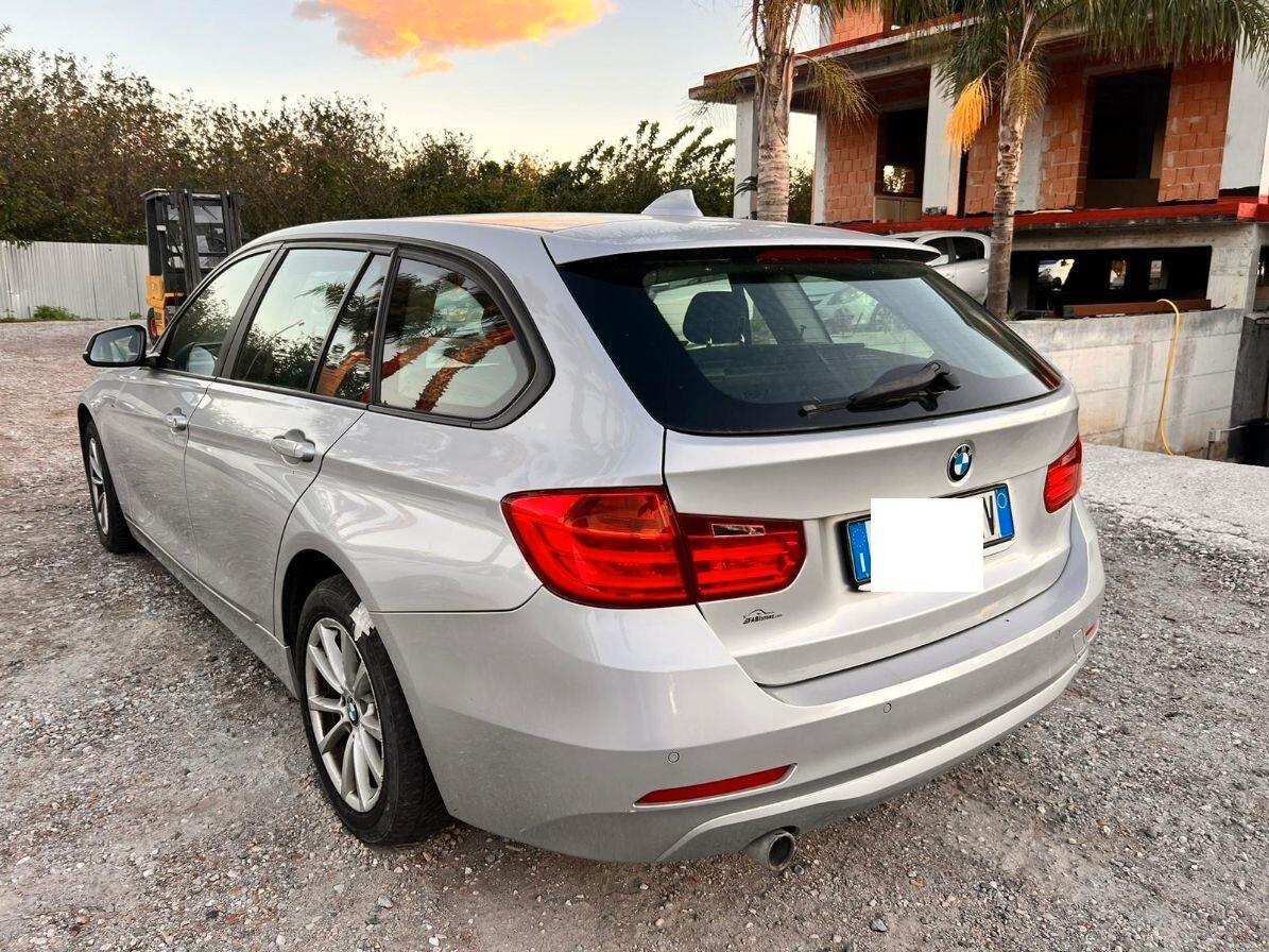 Bmw 316 316d Touring Sport LEGGI