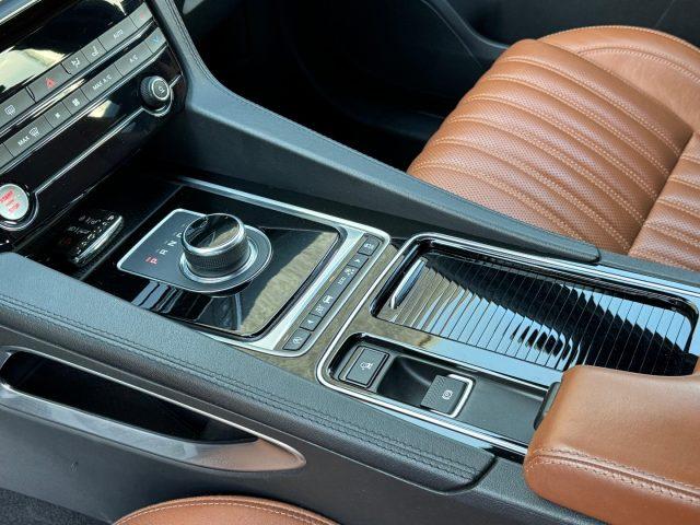 JAGUAR F-Pace 3.0 D V6 300 CV AWD aut. First Edition PELLE