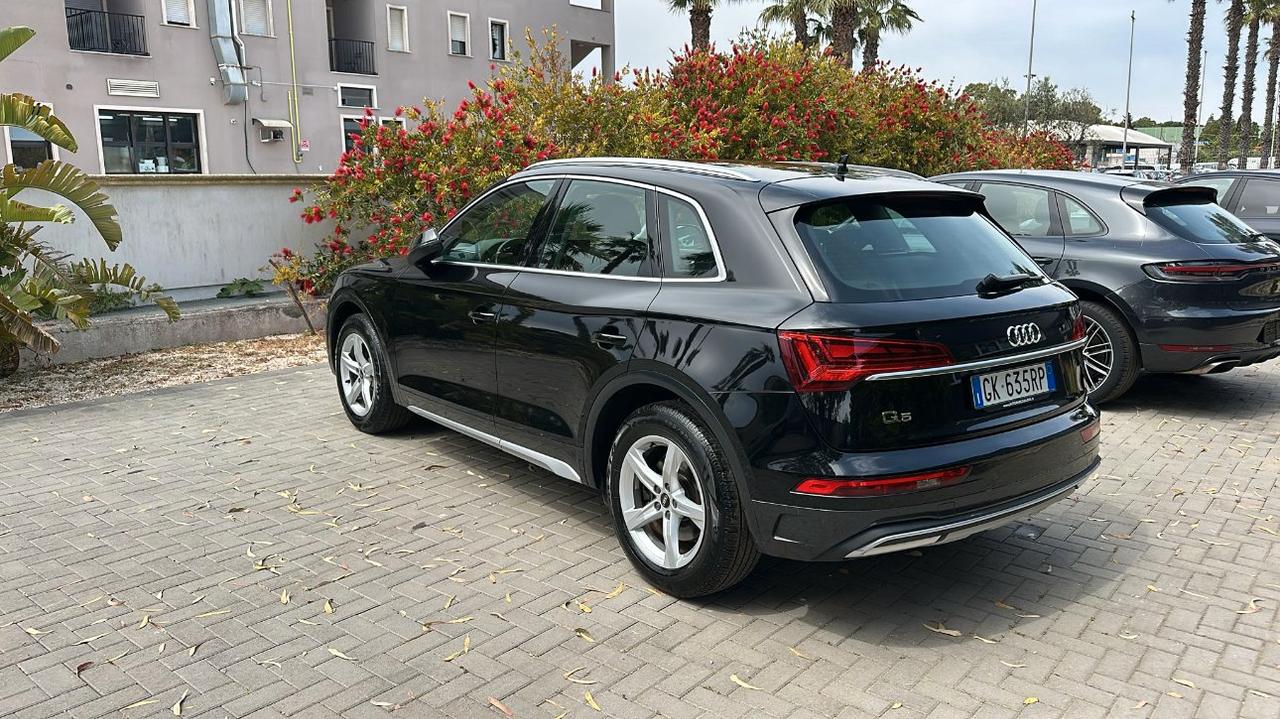 Audi Q5 35 2.0 tdi mhev 12V Business Advanced s-tronic