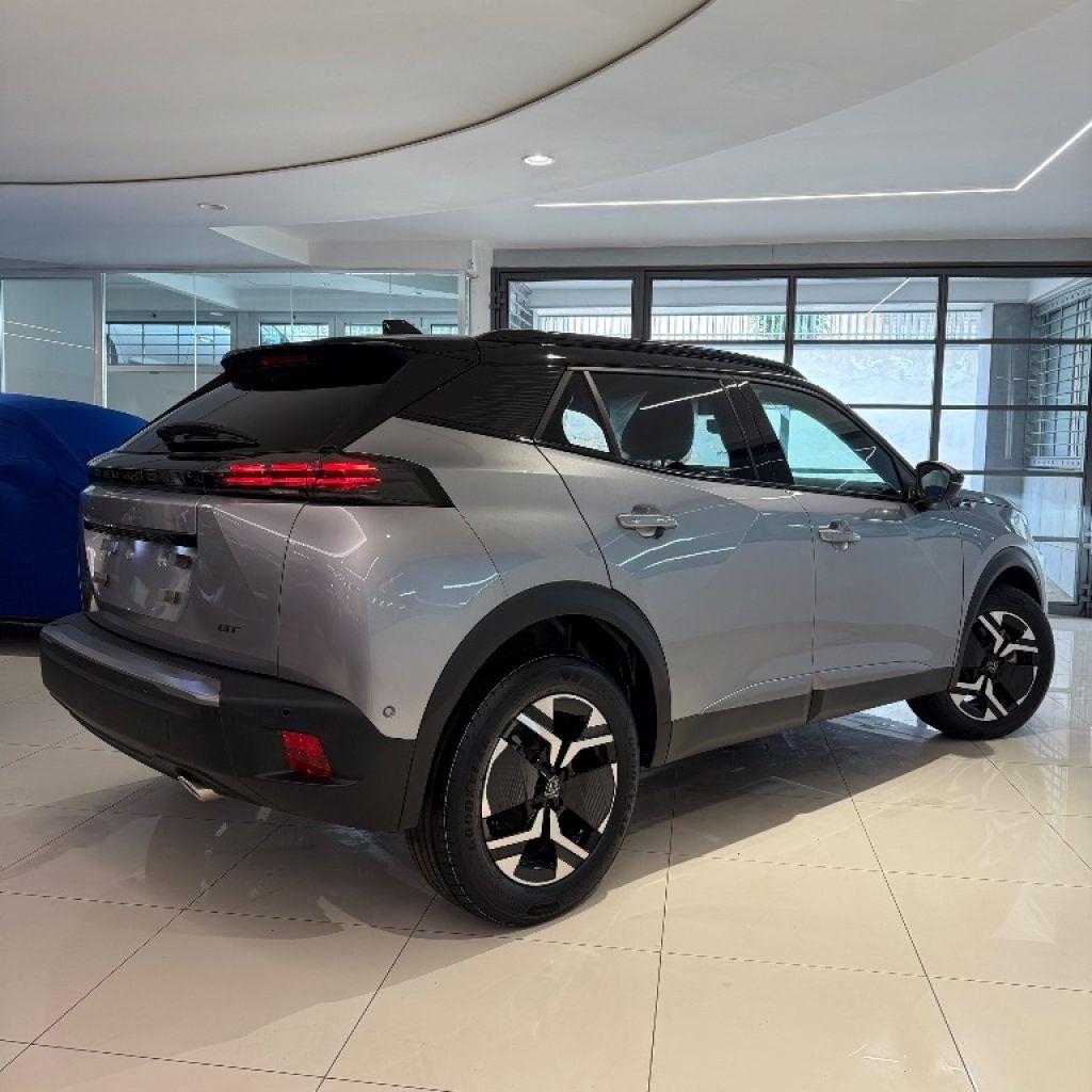 Peugeot 2008 GT Hybrid 145 MOTORE A CATENA 8 ANNI DI GARANZIA